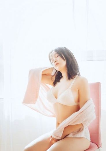 黄色小说综合网_高清完整版观看