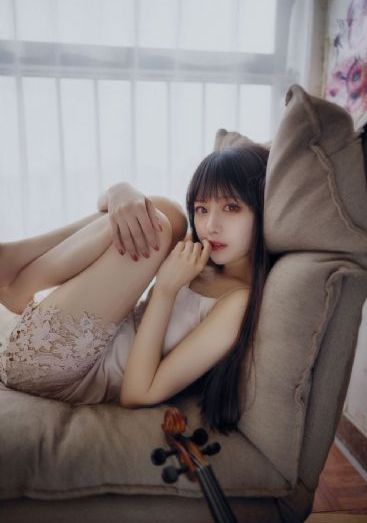 白丝女仆扒开腿让主人c_BD在线观看视频