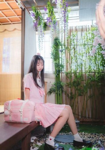 美女直播隐私_超清高清迅雷在线观看