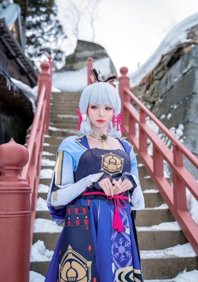 精品美女久久久久久免费_4K迅雷电影在线
