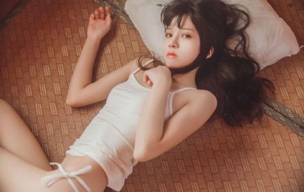 美女裸体户外自慰影集_1080HD在线观看