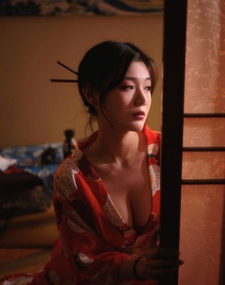 女人撩男人大尺度污污的话_在线完整观看