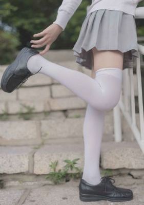 女生在床色色av_国产剧影视在线观看