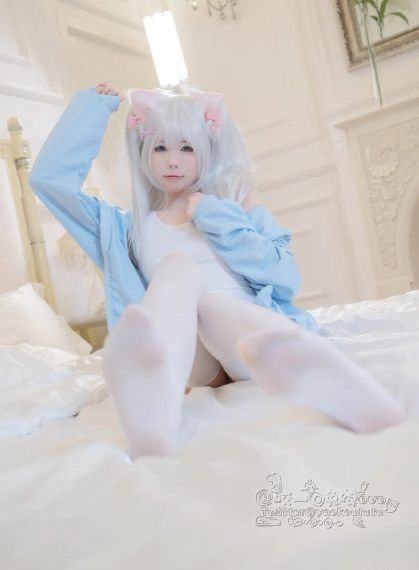 999久久a精品合区久久久_大片在线观看