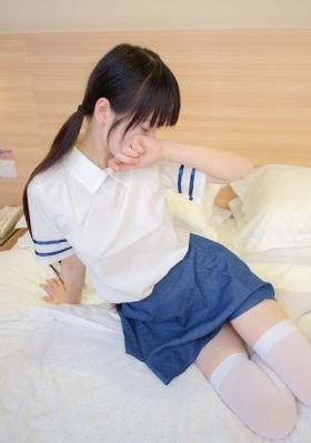 三个美味的大学生4_4K韩国电影在线观看