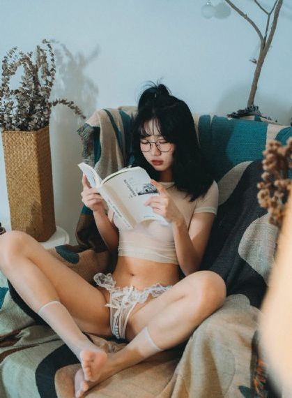 久久黄色av_DVD免费在线播放