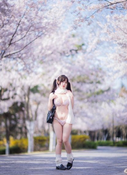 8070午夜国产精品一区二区三区_国产剧在线观看完整版