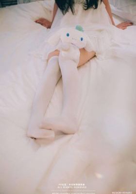 丝袜美腿美女婷婷九月_720电视剧在线观看