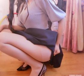大胸美女被_无删减在线播放