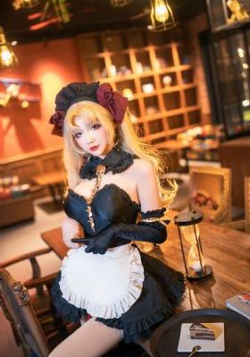 中文字幕制服丝袜不卡_720免费在线播放