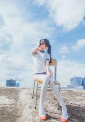 大香伊蕉人网站_电影无删减版